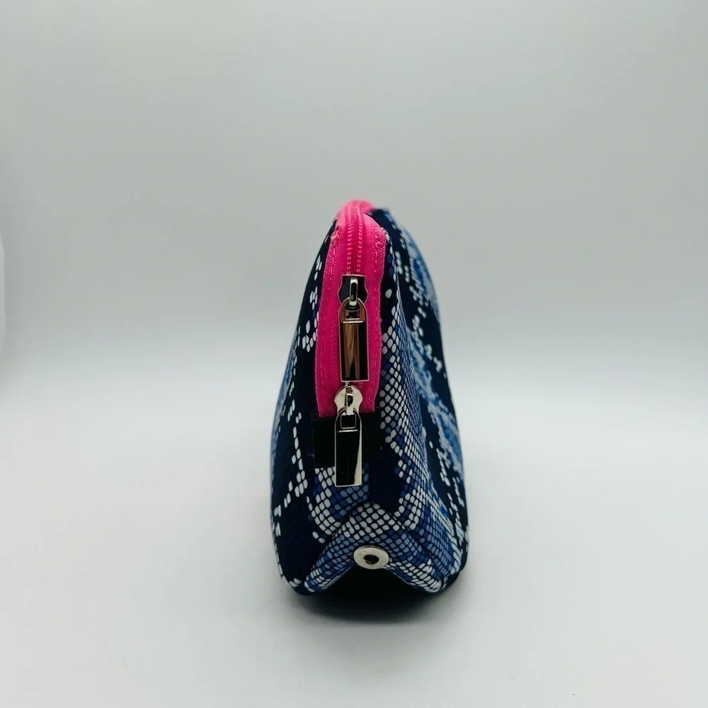 TAYLOR GRAY SARAH LARGE CARRYALL COSMETICS BAG BLUE SNAKESKIN PATTERN NWT